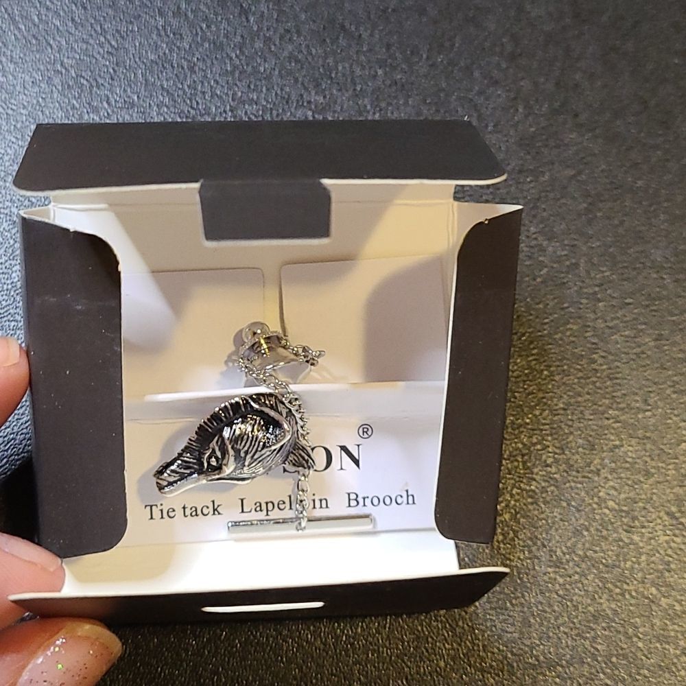 HAWSON Lapel Pin For Men - Picture 3 of 3